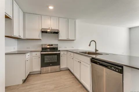 $230,000 | 13227 Furyk, San Antonio, TX 78221