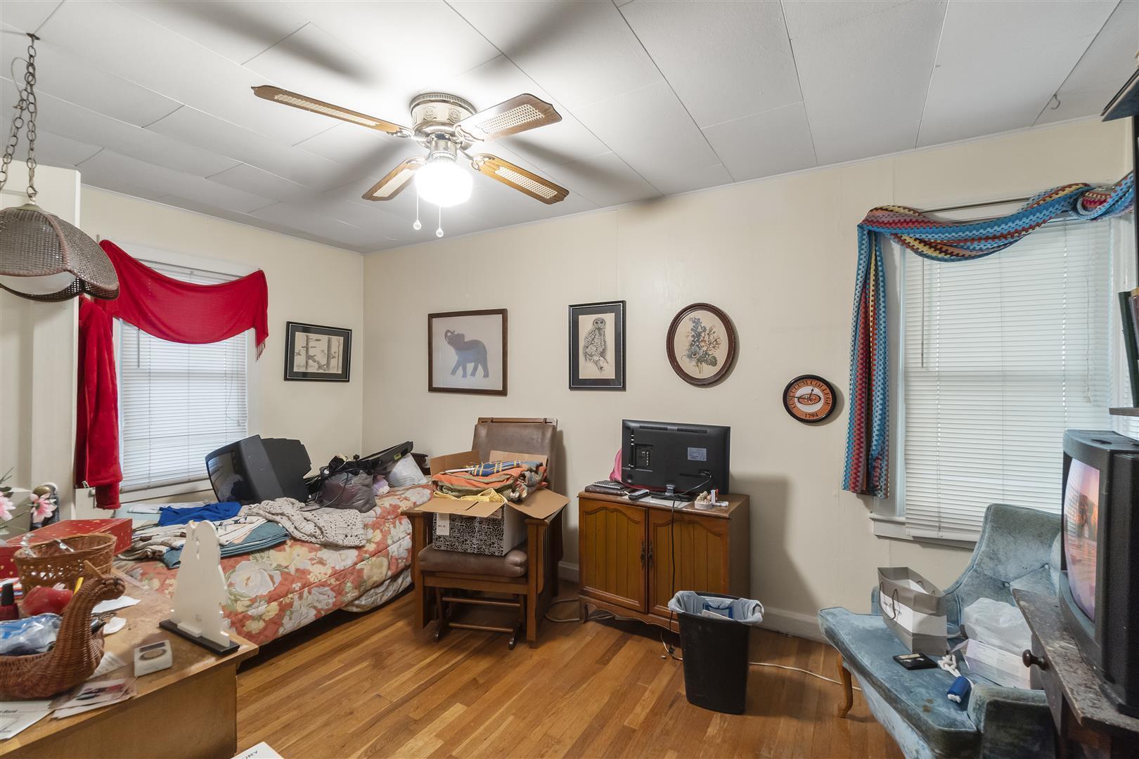 1223 Robinhood Road Greeneville, TN 37745 - Photo 11 of 32 11