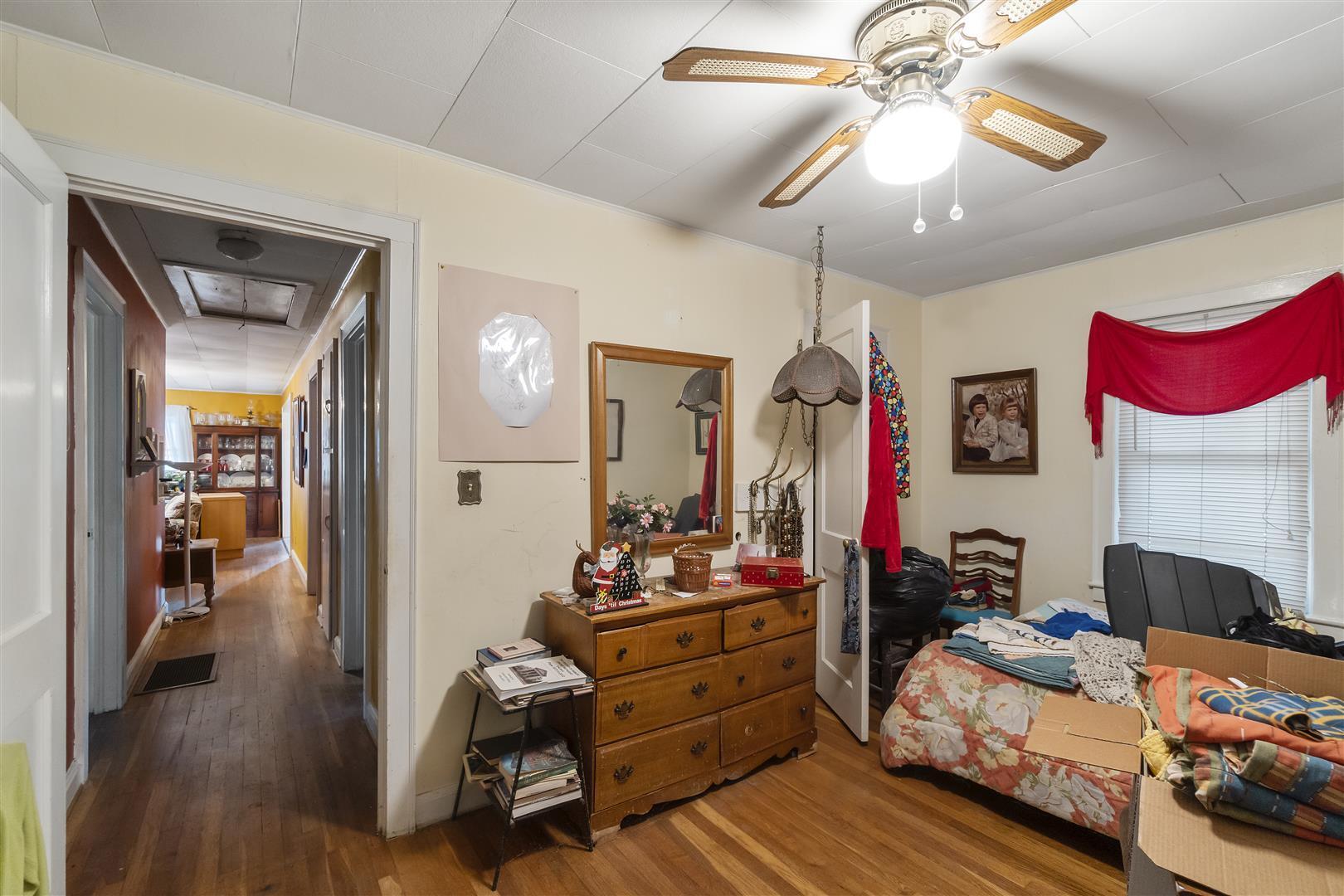 1223 Robinhood Road Greeneville, TN 37745 - Photo 12 of 32 12