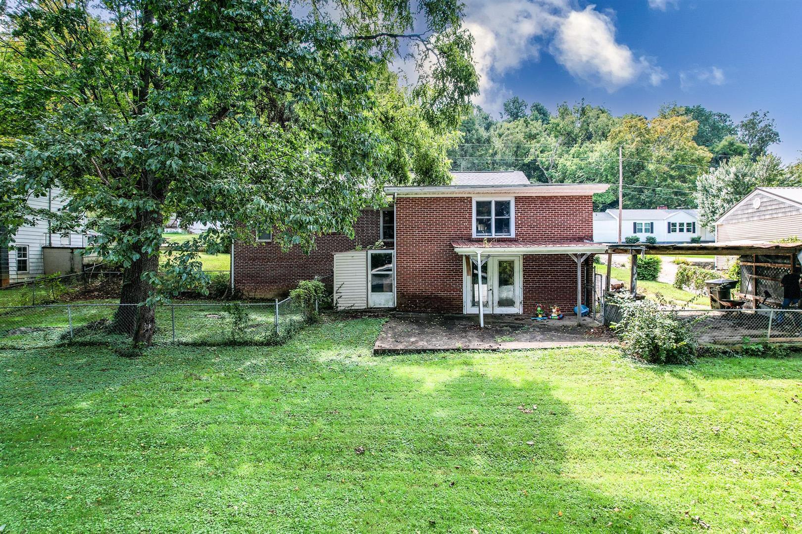1223 Robinhood Road Greeneville, TN 37745 - Photo 21 of 32 23