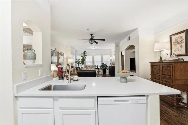 $2,500 | 2801 Chancellorsville Drive, Unit 917, Tallahassee, FL 32312