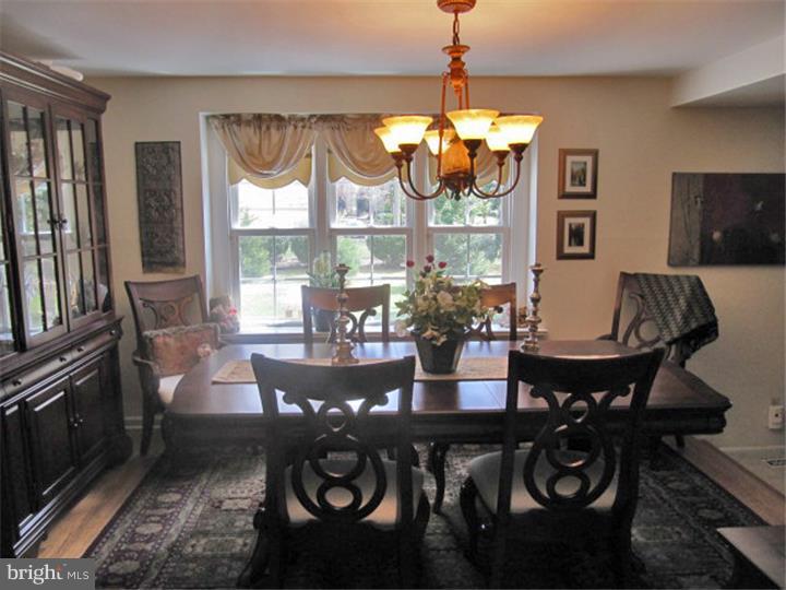208 North Riding Drive Moorestown, NJ 08057 - Photo 9 of 19 Gallery Image 9