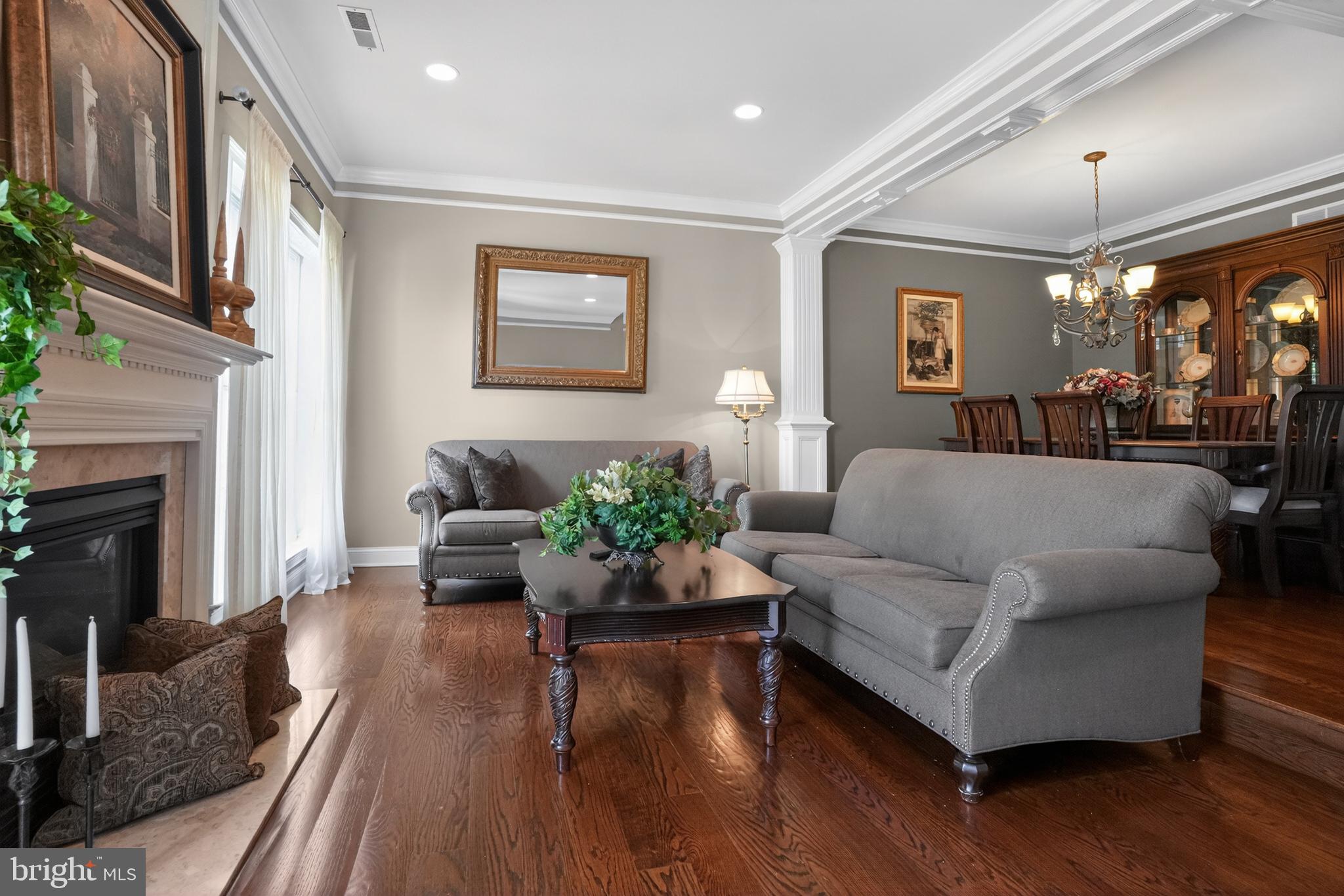 4 Addison Court Doylestown, PA 18901 - Photo 4 of 30 Living Room