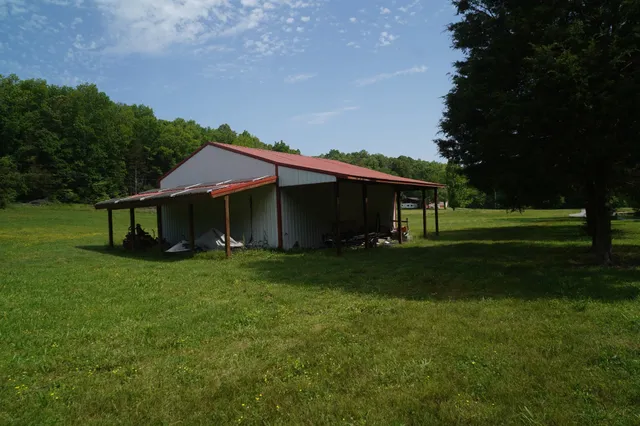 $3,480,000 | 450 Lowe Branch Road, Centerville, TN 37033