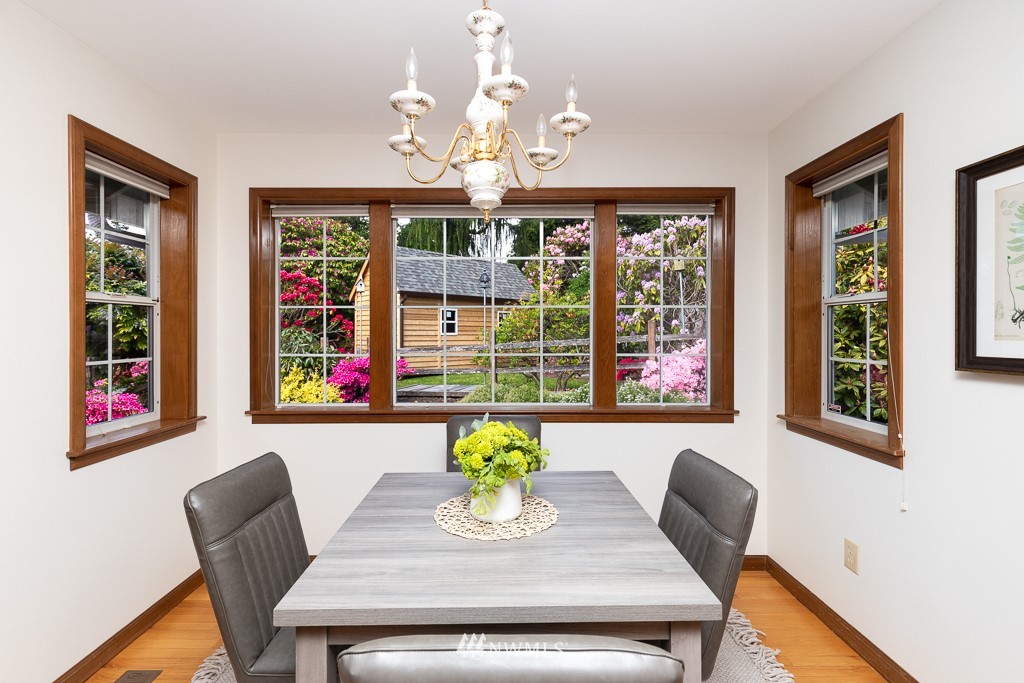 9111 192nd Street Southwest Edmonds, WA 98026 - Photo 11 of 29 Gallery Image 11
