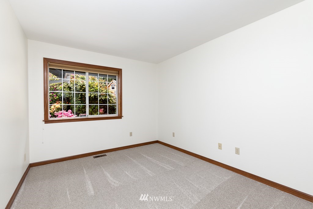 9111 192nd Street Southwest Edmonds, WA 98026 - Photo 21 of 29 Gallery Image 21