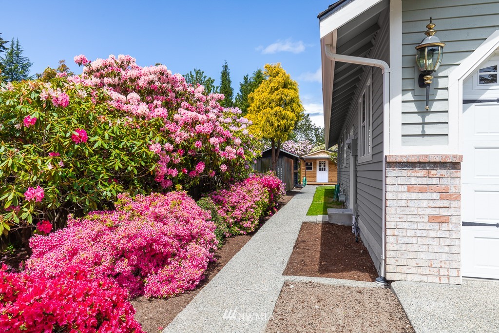 9111 192nd Street Southwest Edmonds, WA 98026 - Photo 27 of 29 Gallery Image 27