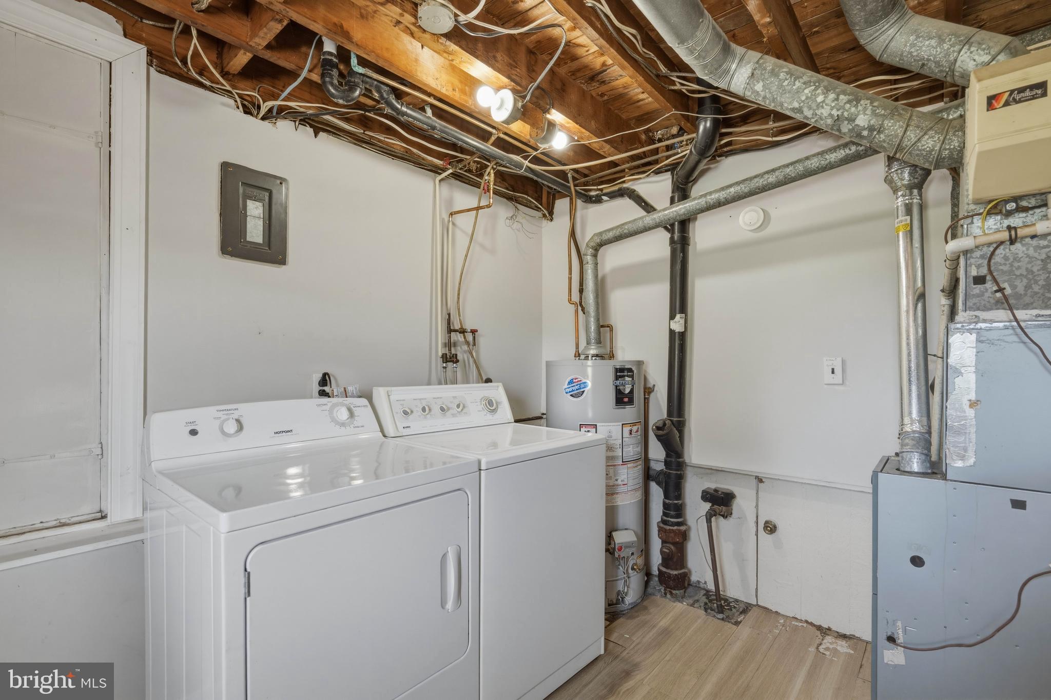 276 Madison Road Mantua, NJ 08051 - Photo 25 of 30 a utility room with dryer and washer