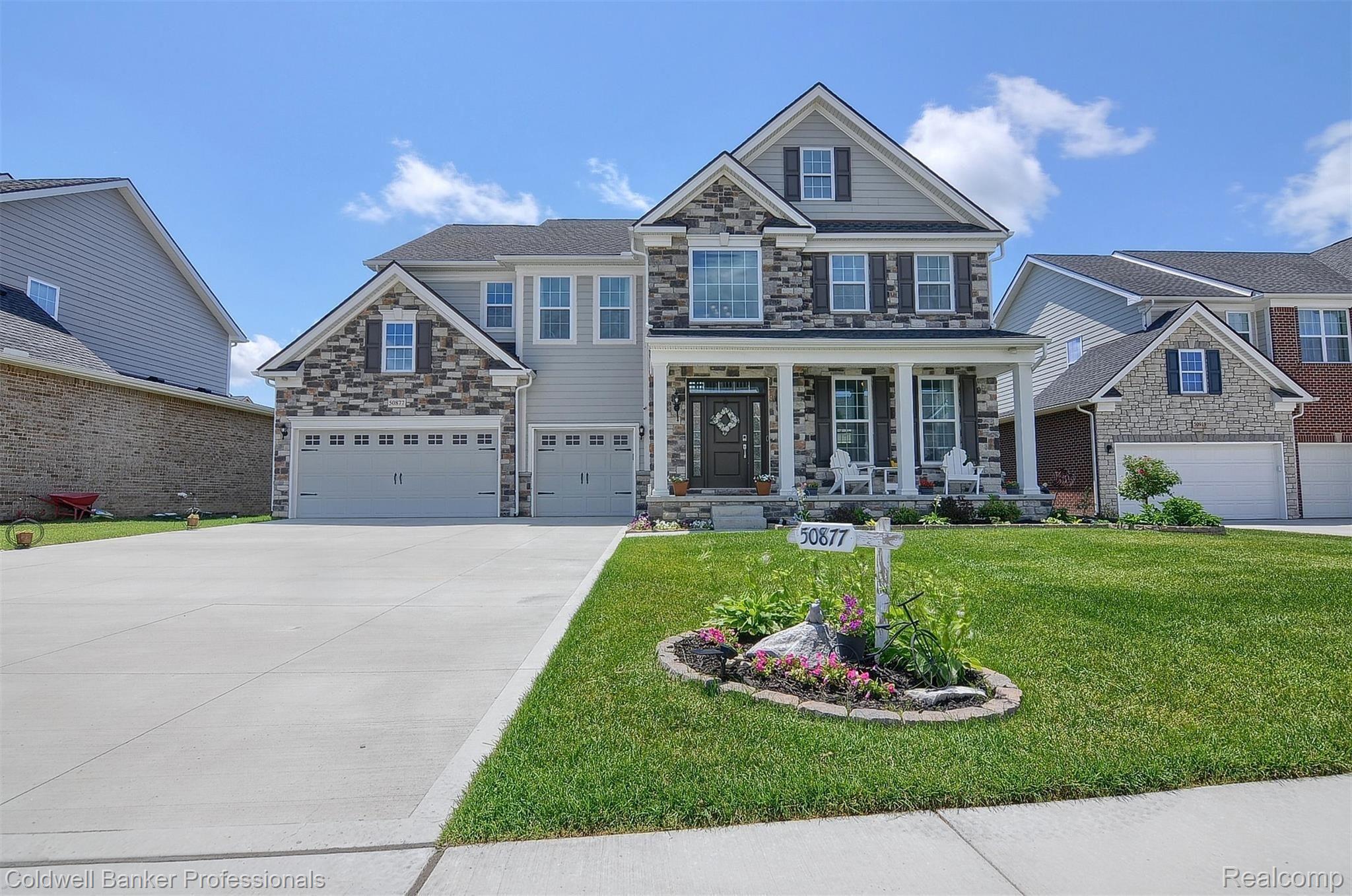 50877 Rockingham Drive Canton, MI 48188 - Photo 1 of 47 1-Front.jpg