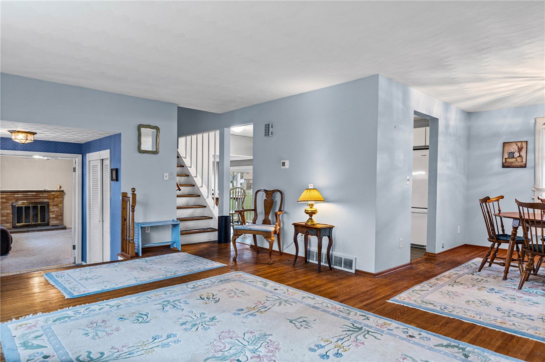 8 N Passage Perinton, NY 14450 - Photo 8 of 39