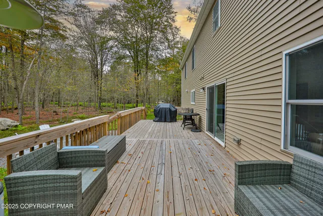 $619,000 | 87 Delbert Drive, Gouldsboro, PA 18424