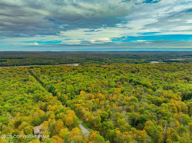 $619,000 | 87 Delbert Drive, Gouldsboro, PA 18424