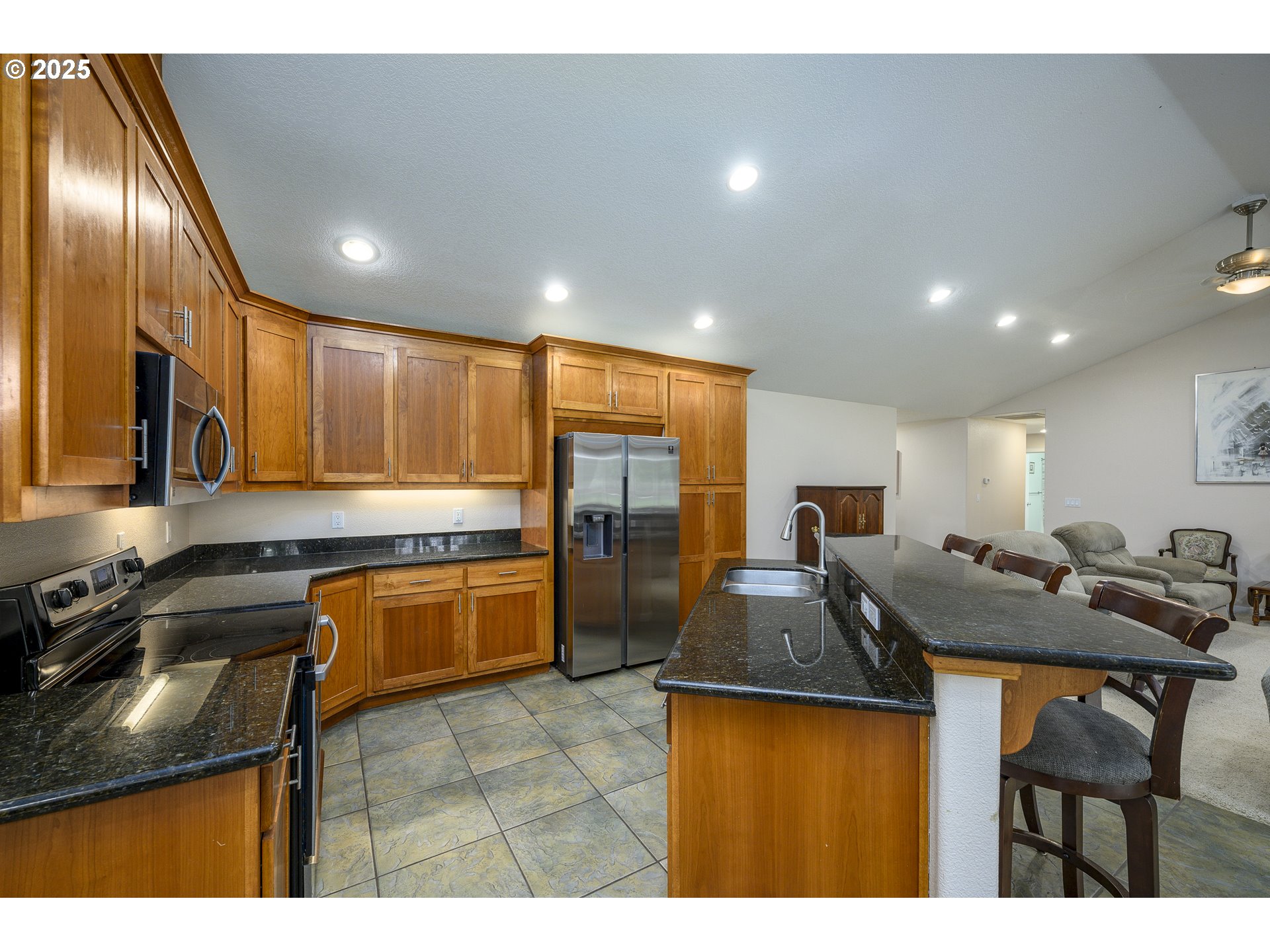 8373 Buffalo Lane Grand Ronde, OR 97347 - Photo 12 of 48 Gallery Image 12