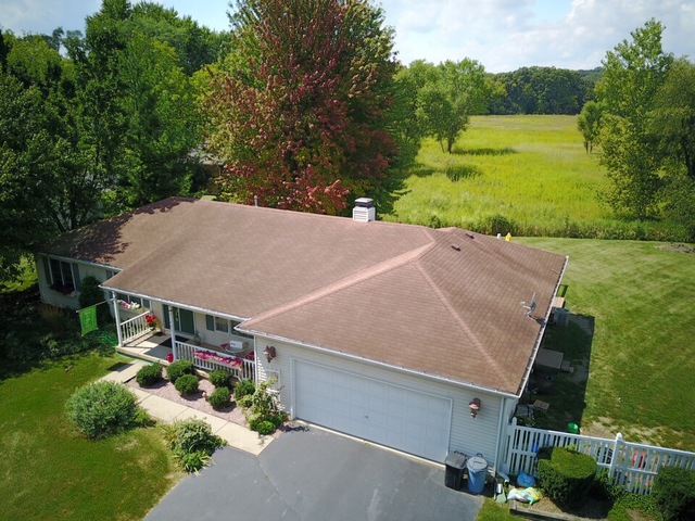27988 West Fox River Road Cary, IL 60013 - Photo 2 of 23