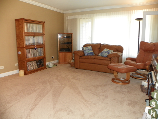 27988 West Fox River Road Cary, IL 60013 - Photo 11 of 23