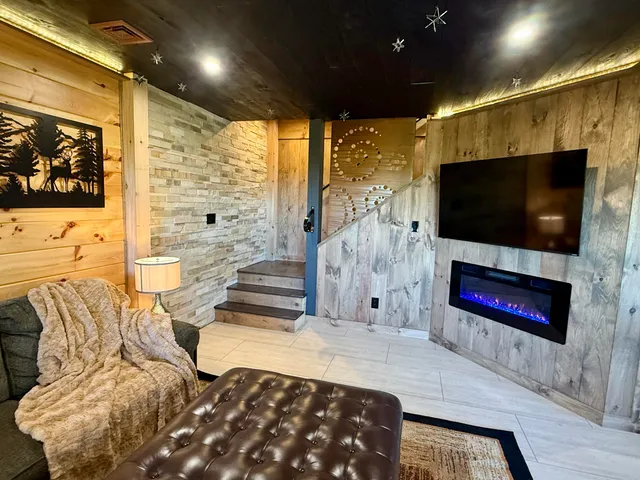 $1,100,000 | 14 Trailside Way, Unit 14, Bridgton, ME 04009