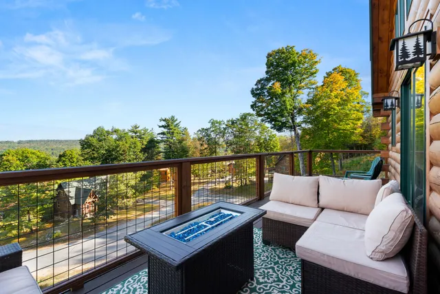 $1,100,000 | 14 Trailside Way, Unit 14, Bridgton, ME 04009