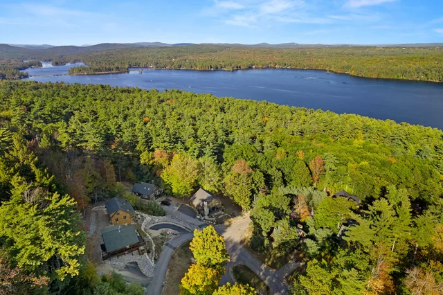 $1,100,000 | 14 Trailside Way, Unit 14, Bridgton, ME 04009