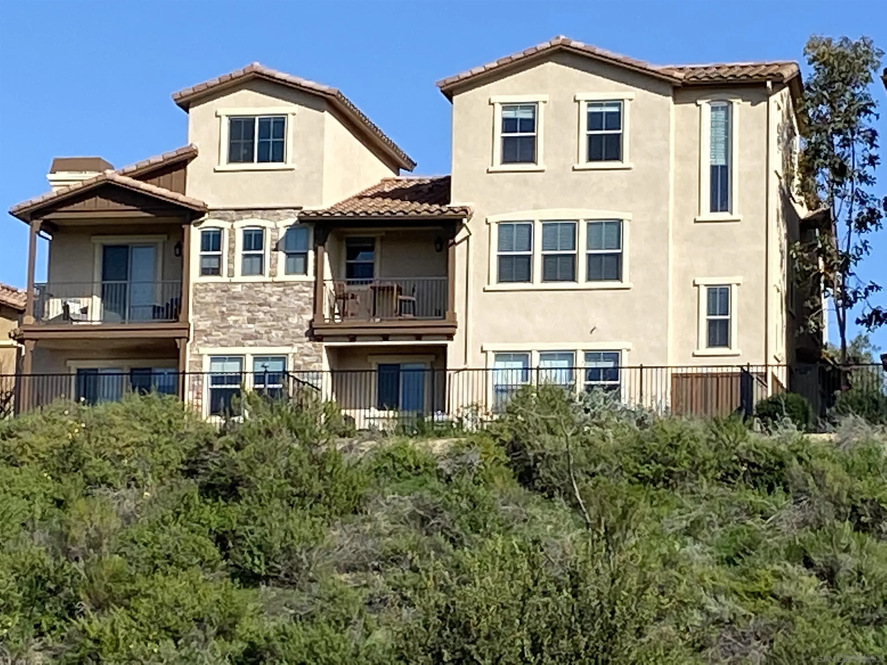 8458 Christopher Ridge Terrace San Diego, CA 92127 - Photo 2 of 41