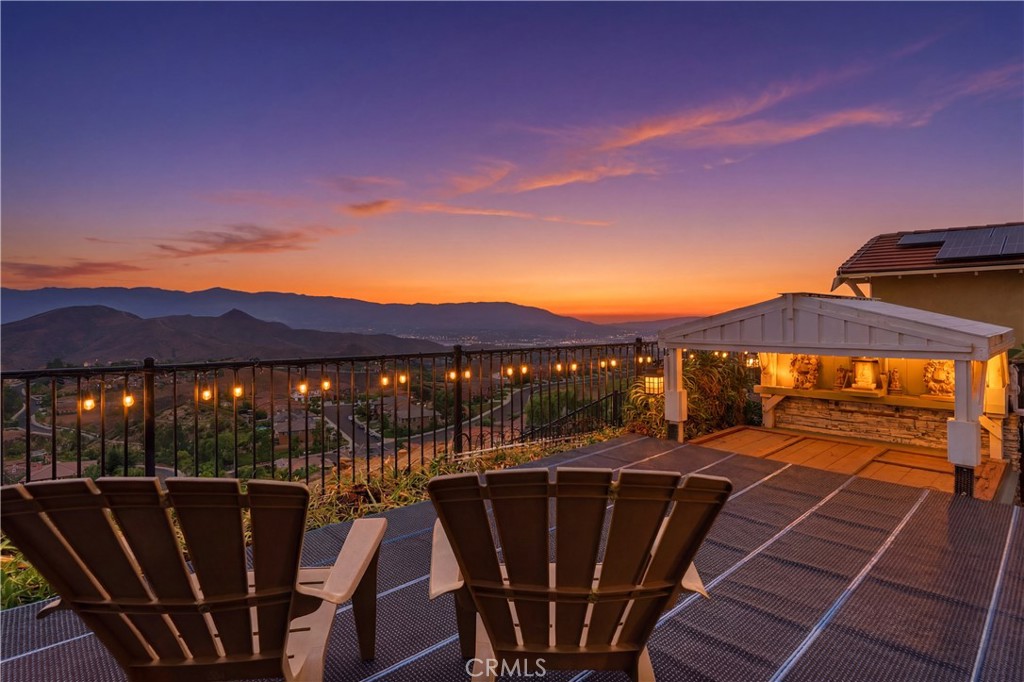 15979 Skyridge Drive Riverside, CA 92503 - Photo 1 of 59