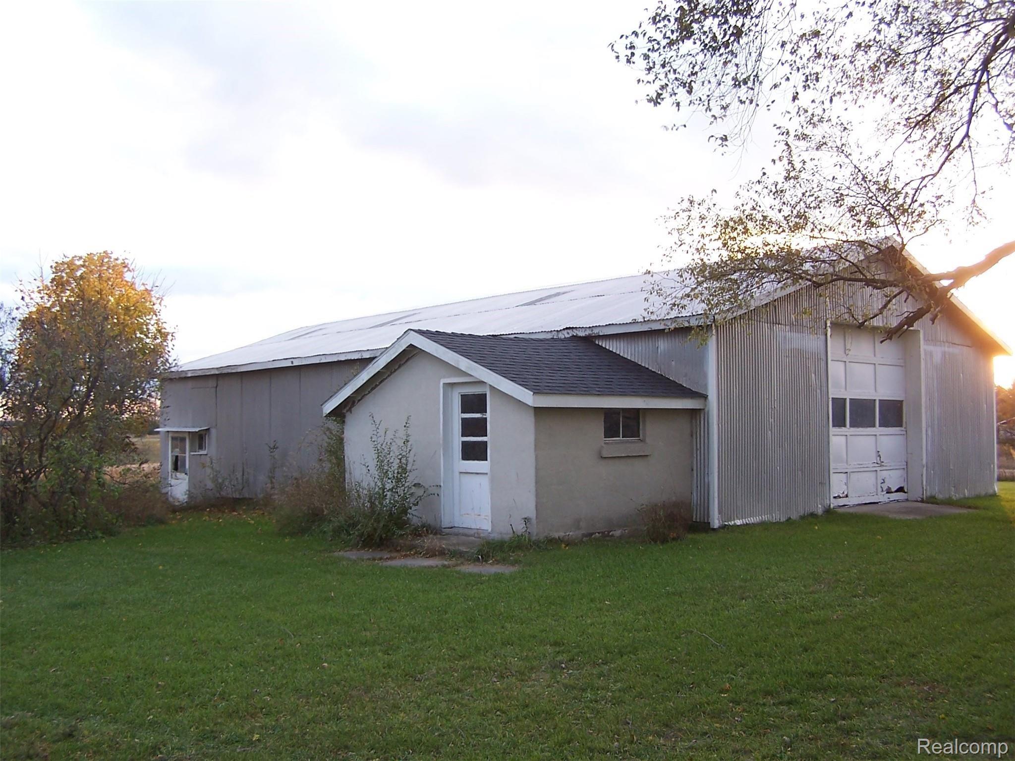 3459 West Gilford Road Caro, MI 48723 - Photo 4 of 12 100_4798.JPG