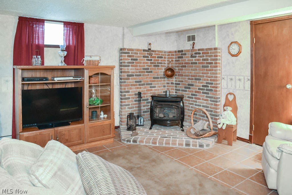 4222 7th Street Northwest Canton, OH 44708 - Photo 15 of 26 Rec room on the lower level.
