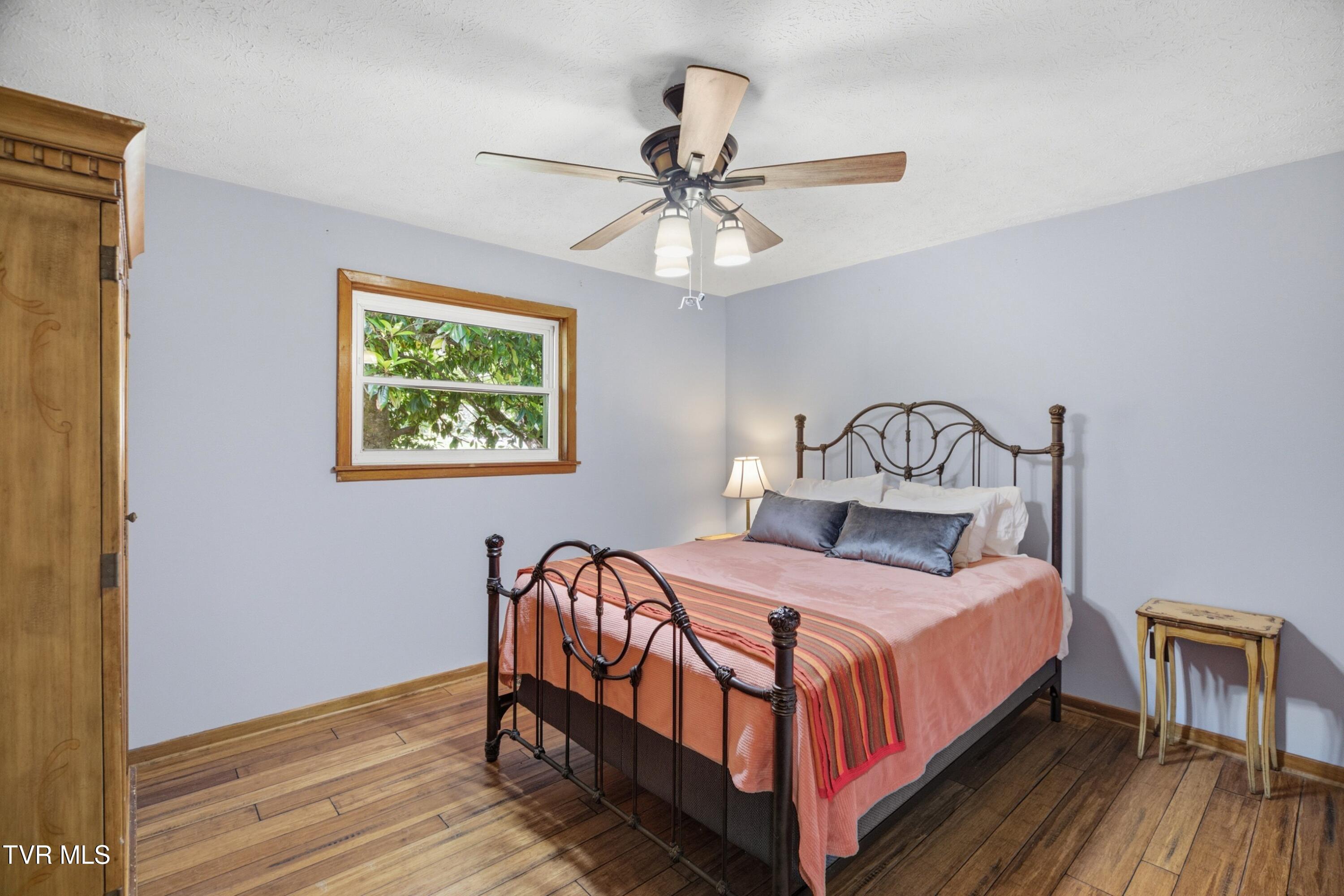 4124 Big Creek Road Hartford, TN 37753 - Photo 14 of 56 012-4124BigCreekRoad-Hartford-TN-37753-S