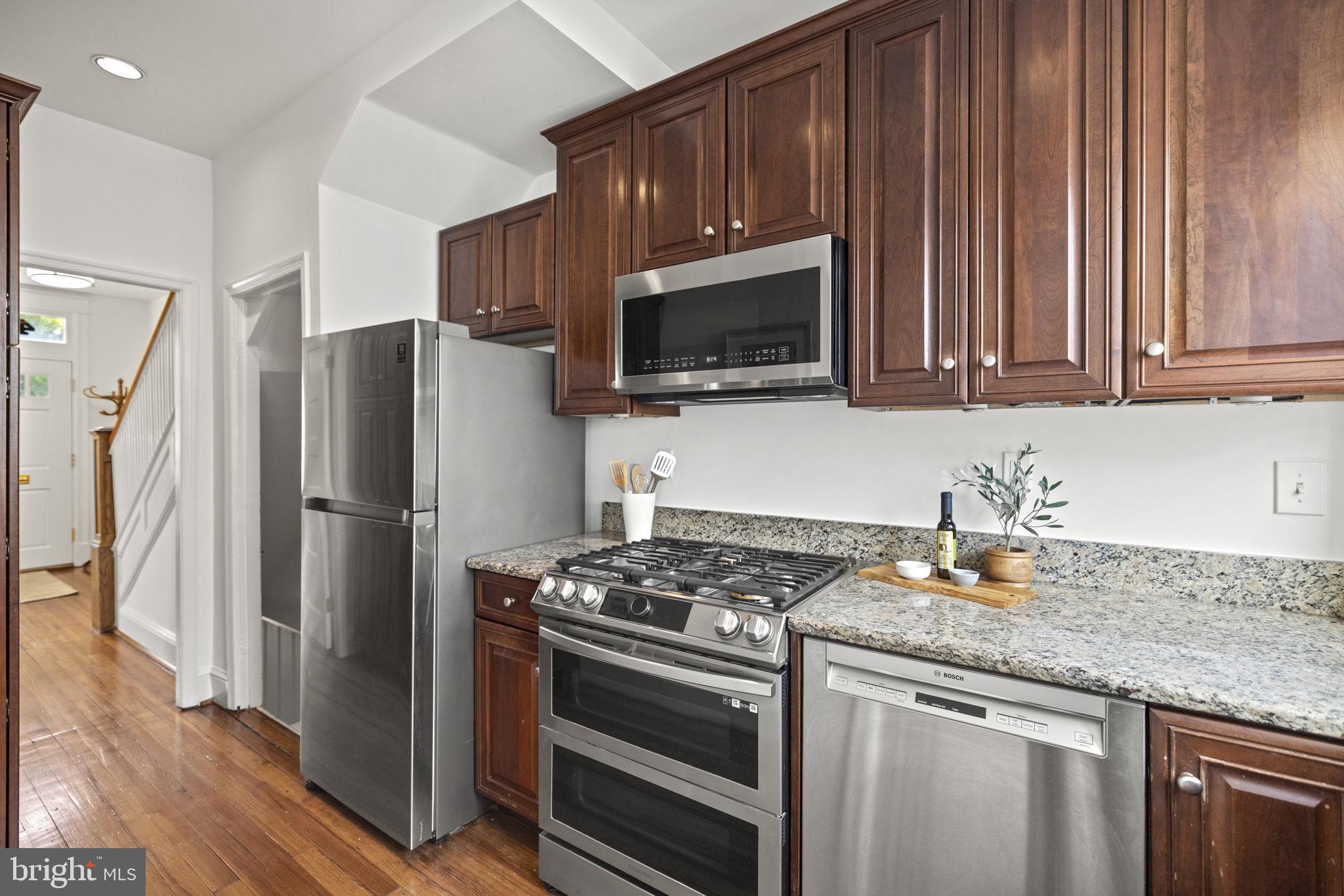 431 5th Street Southeast Washington, DC 20003 - Photo 10 of 30 Gallery Image 10