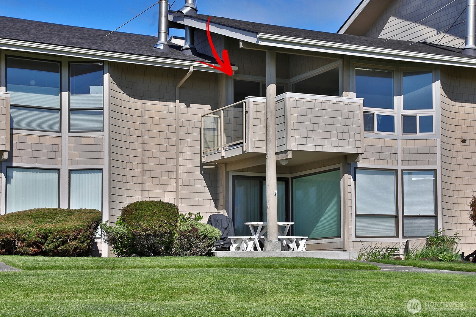 816 Old Beach Road, Unit 203 Freeland, WA 98249 - Photo 27 of 32