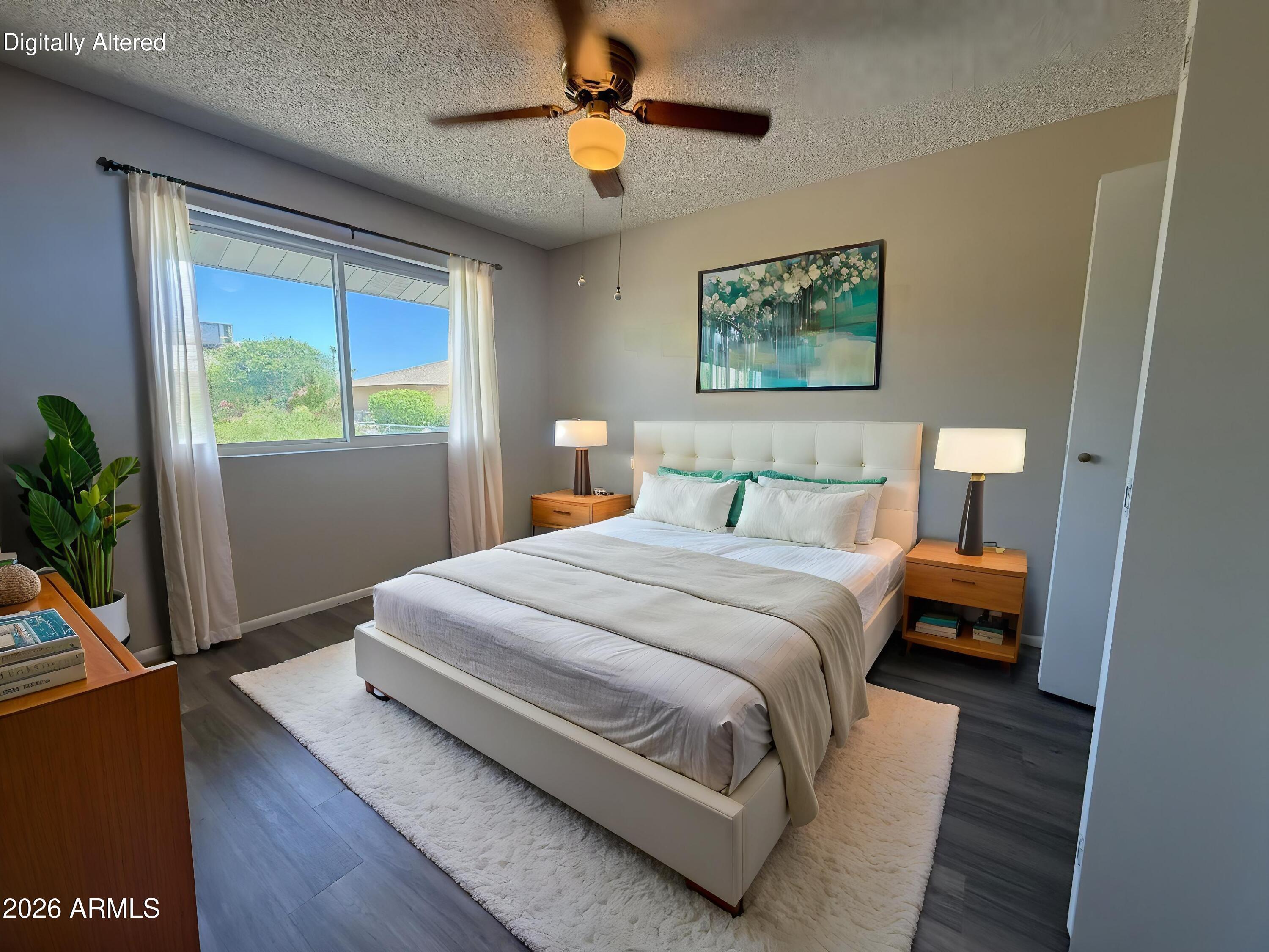 10346 West Mountain View Road Sun City, AZ 85351 - Photo 15 of 31 IMG_3319 - Bedroom - Modern - 3