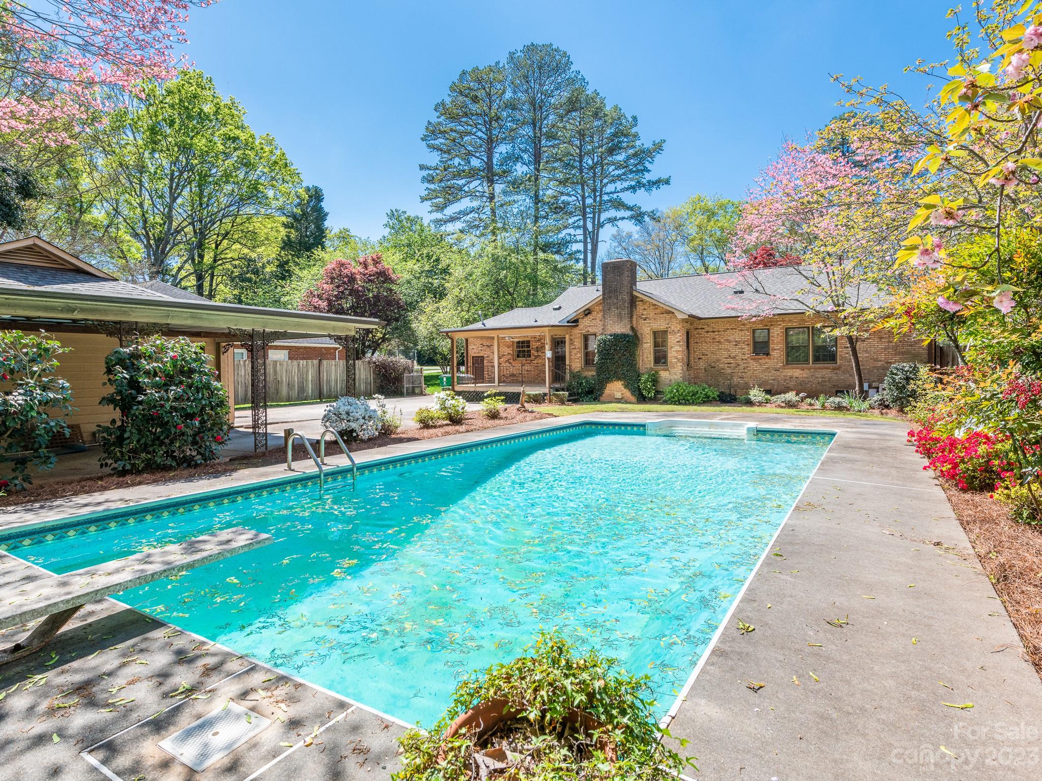 5009 Sharon View Road Charlotte, NC 28226 - Photo 17 of 18 Gallery Image 17