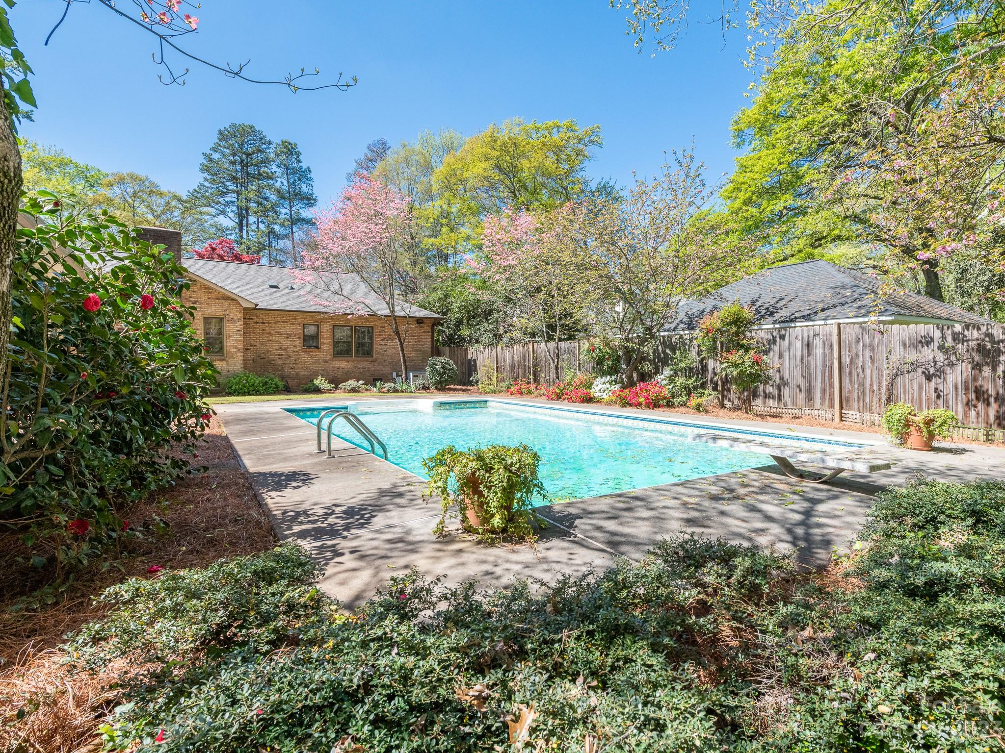 5009 Sharon View Road Charlotte, NC 28226 - Photo 2 of 18 Gallery Image 2