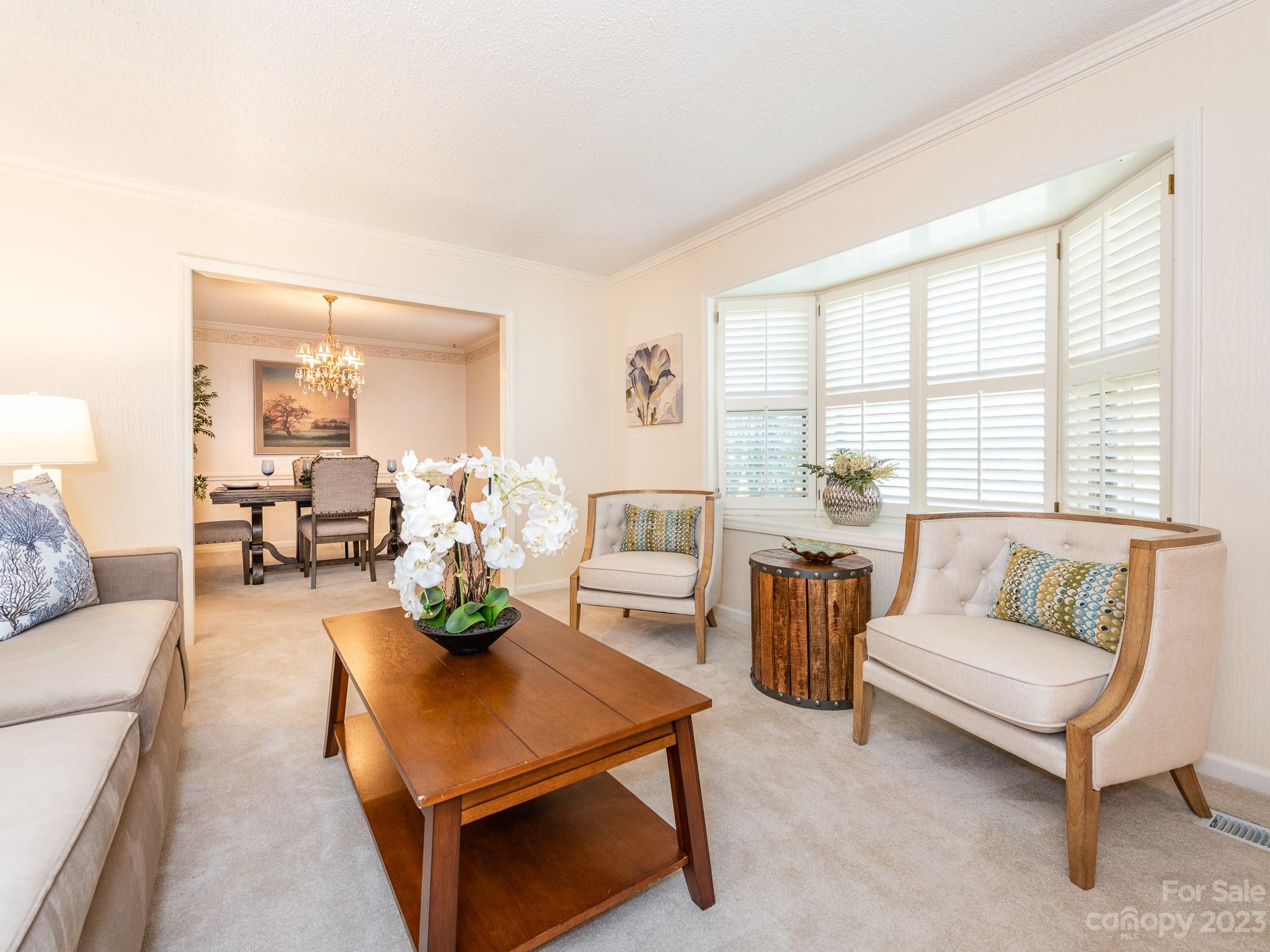 5009 Sharon View Road Charlotte, NC 28226 - Photo 6 of 18 Gallery Image 6
