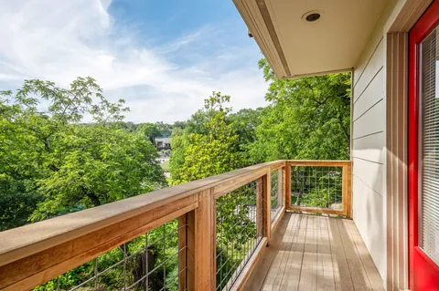 $1,250,000 | 5932 Highland Hills Drive, Austin, TX 78731