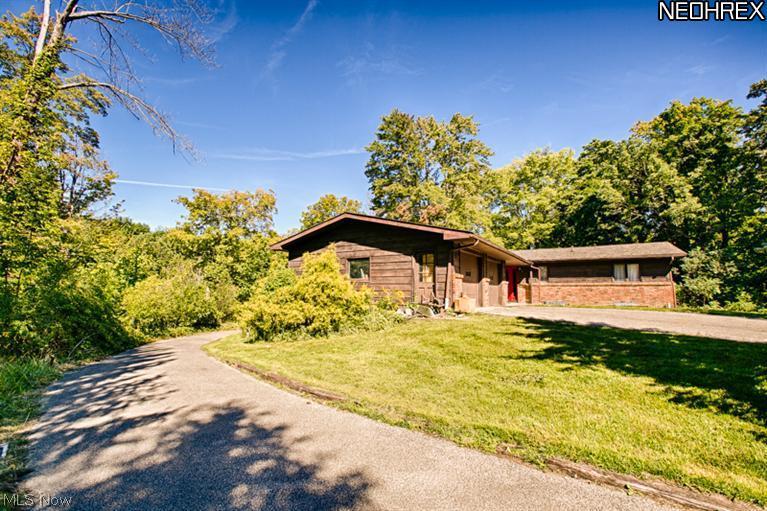 13470 Bass Lake Road Chardon, OH 44024 - Photo 12 of 25 Gallery Image 12
