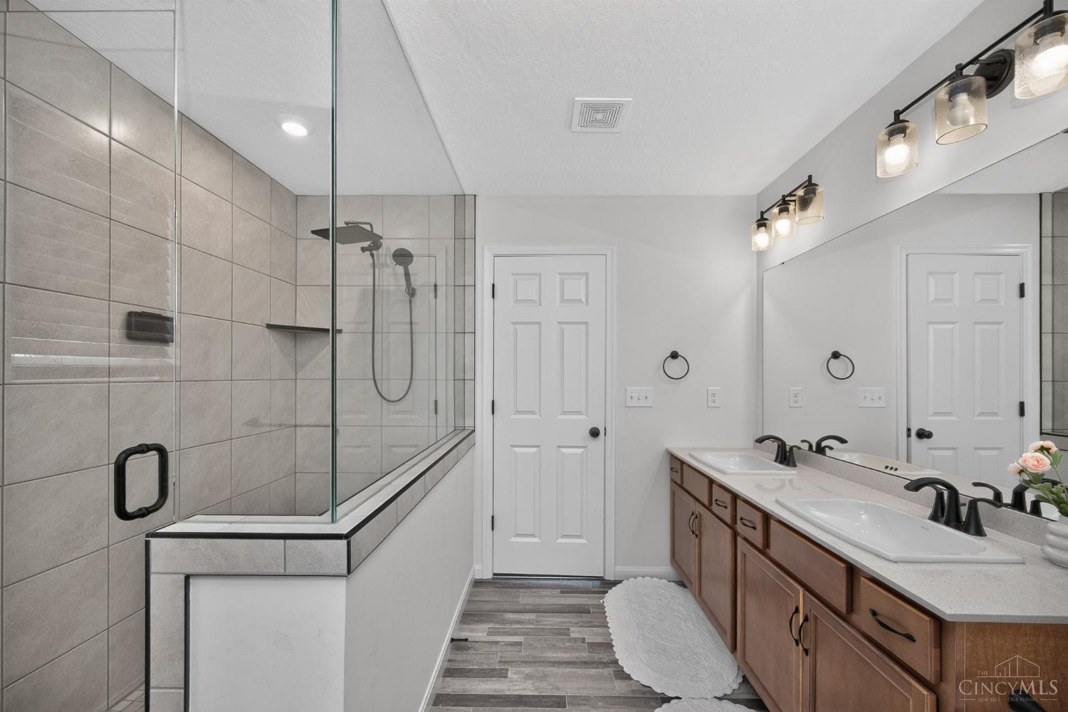5068 Ross Ridge Road South Lebanon, OH 45152 - Photo 21 of 27 Gallery Image 21