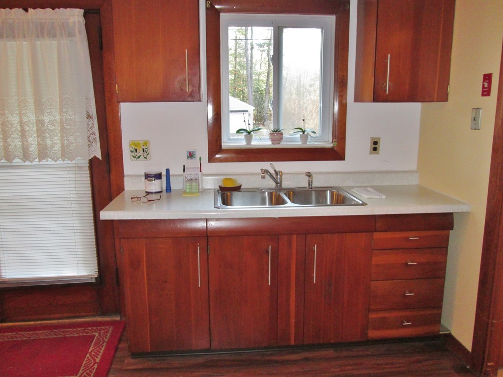 4 Wallace Road Southampton, MA 01073 - Photo 7 of 29
