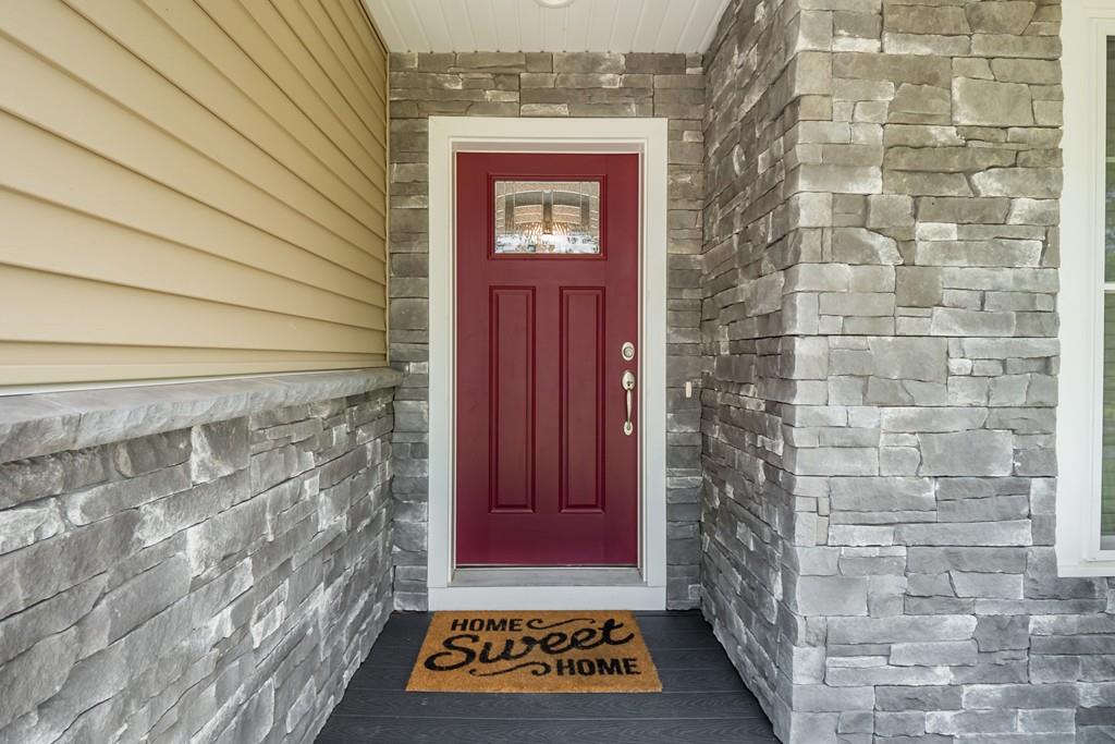 87 Fisher Road Holden, MA 01520 - Photo 4 of 40 Gallery Image 4