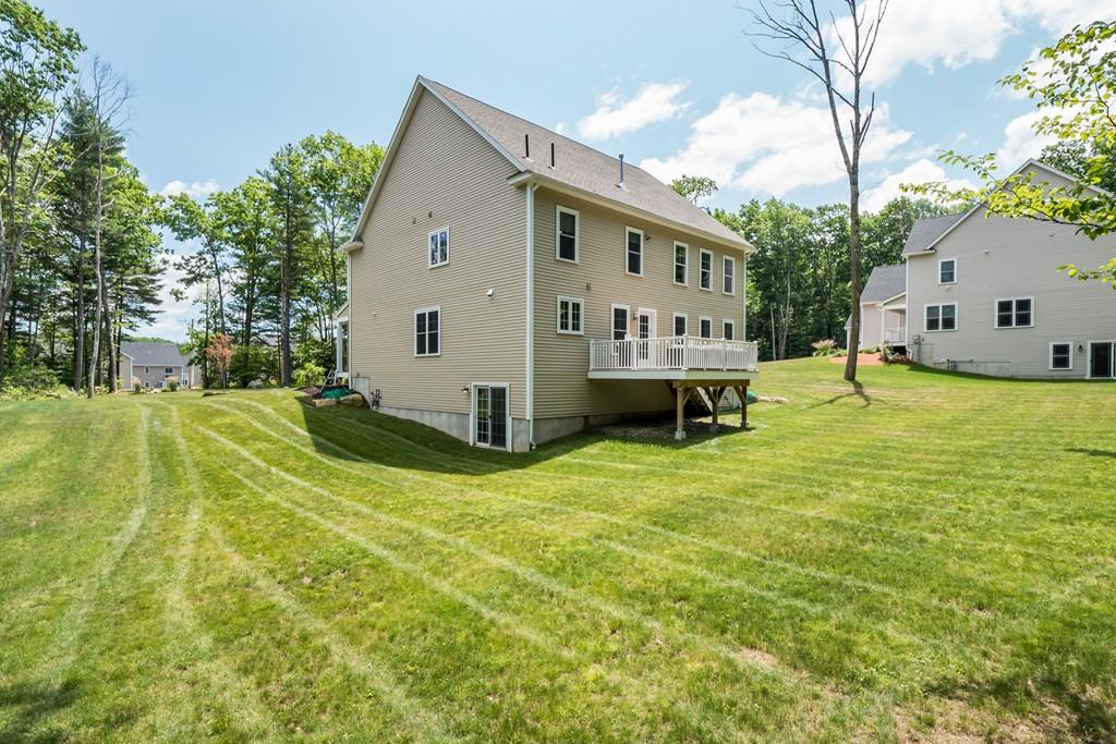 87 Fisher Road Holden, MA 01520 - Photo 6 of 40 Gallery Image 6