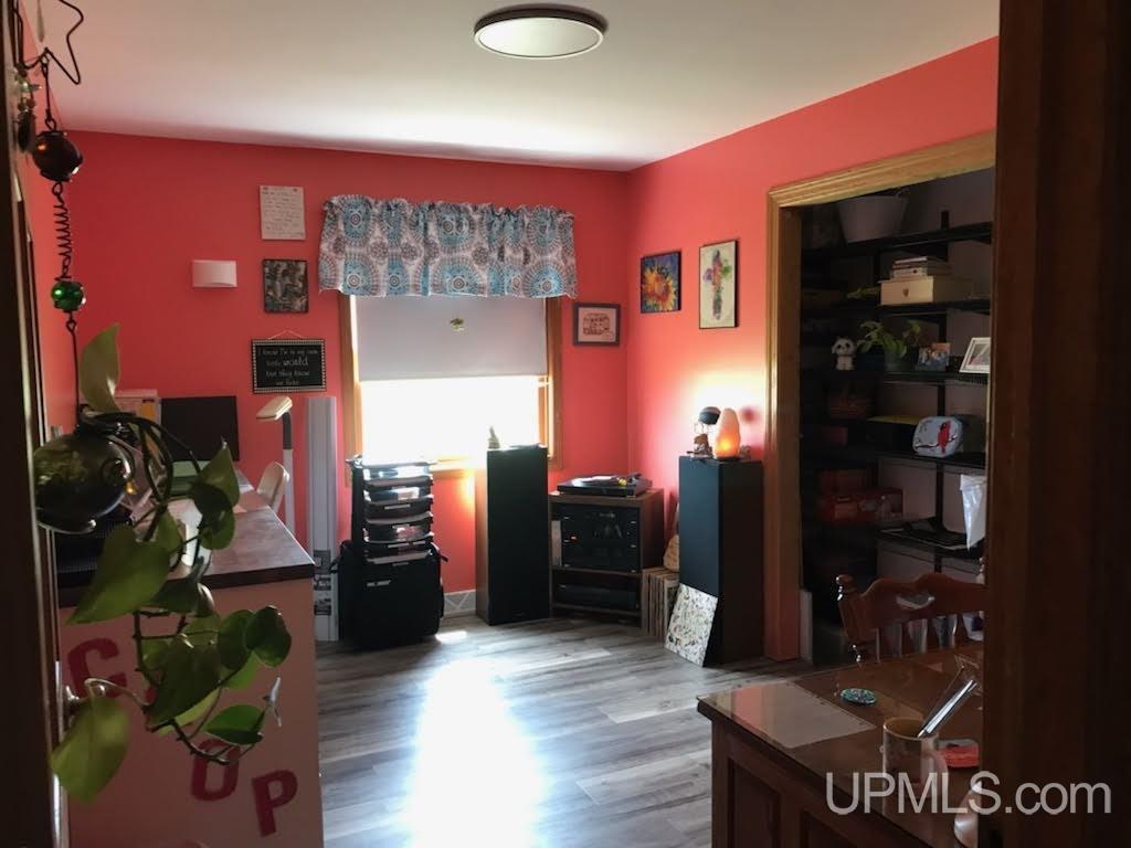 5921 East 5th Road Bark River, MI 49807 - Photo 3 of 6 Gallery Image 3
