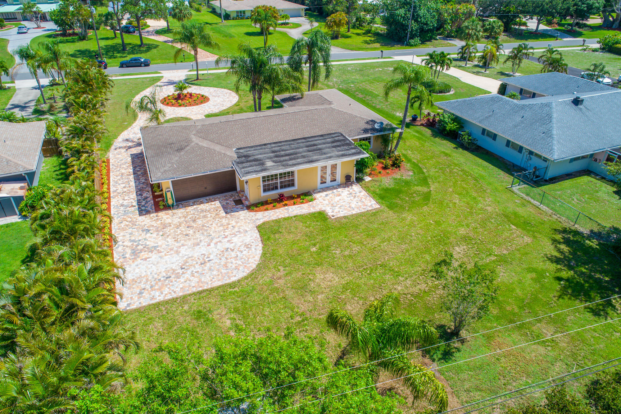 843 Northwest Spruce Ridge Drive Stuart, FL 34994 - Photo 19 of 32 EMP-10