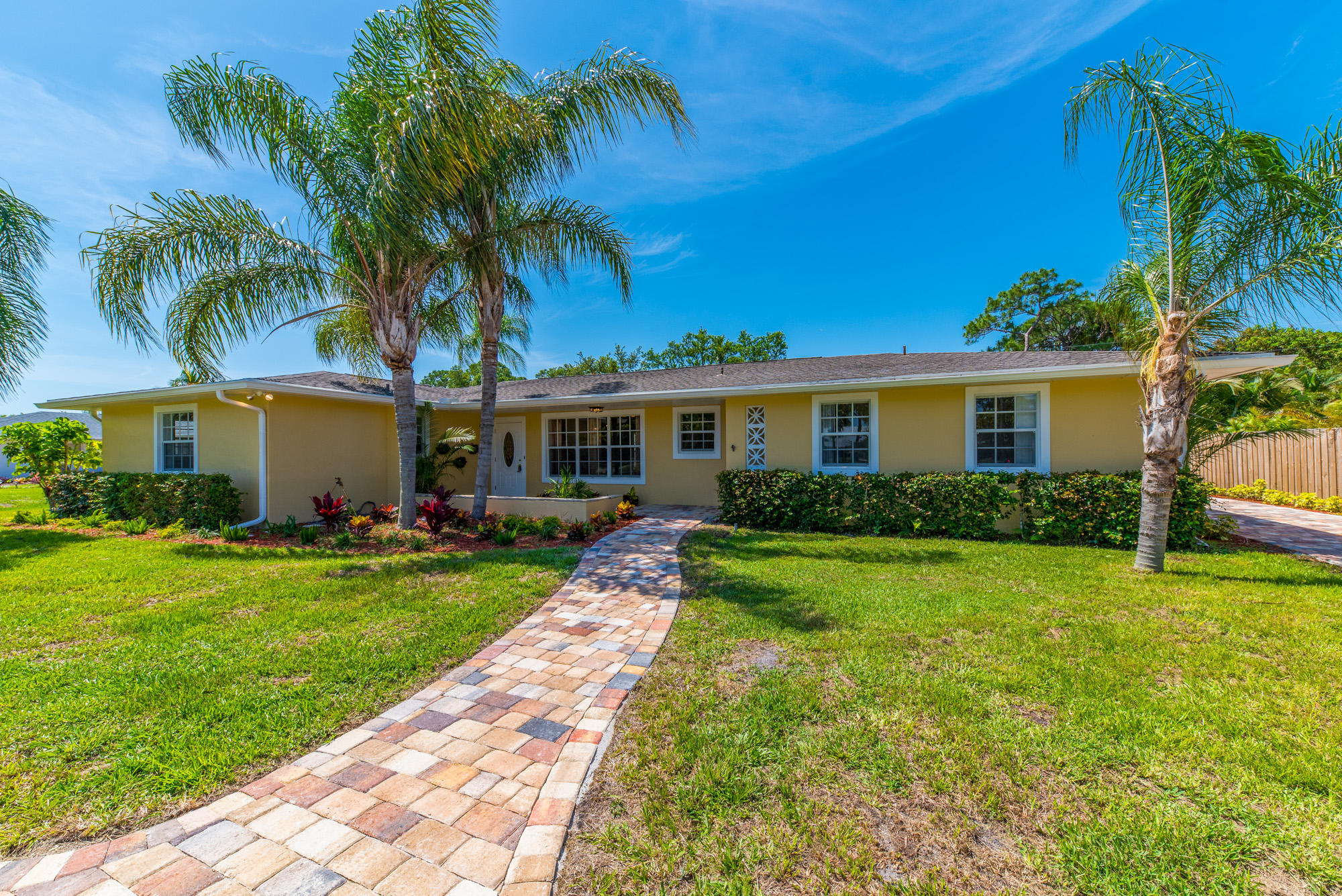 843 Northwest Spruce Ridge Drive Stuart, FL 34994 - Photo 20 of 32 EMP-11