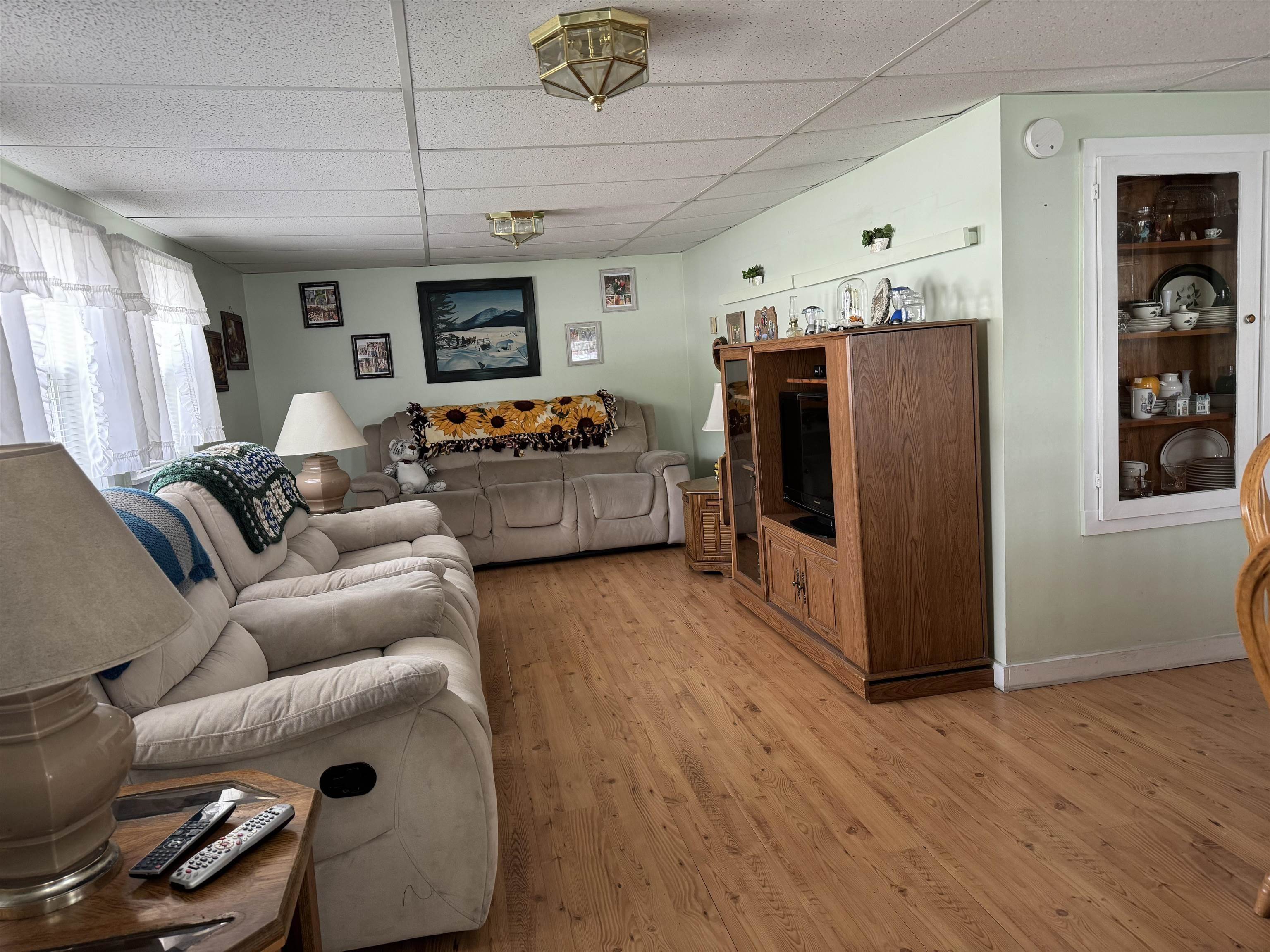 142 Furnace Street Poultney, VT 05764 - Photo 3 of 16