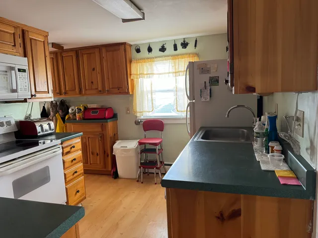 $155,000 | 142 Furnace Street, Poultney, VT 05764