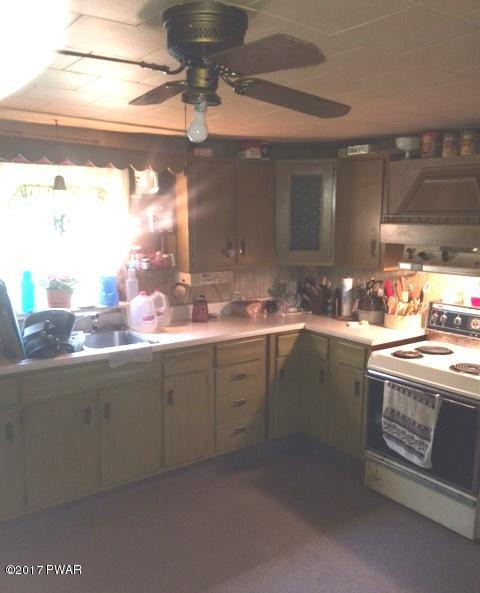 45 Lake Cross Road Pleasant Mount, PA 18453 - Photo 15 of 46 EAT IN KITCHEN