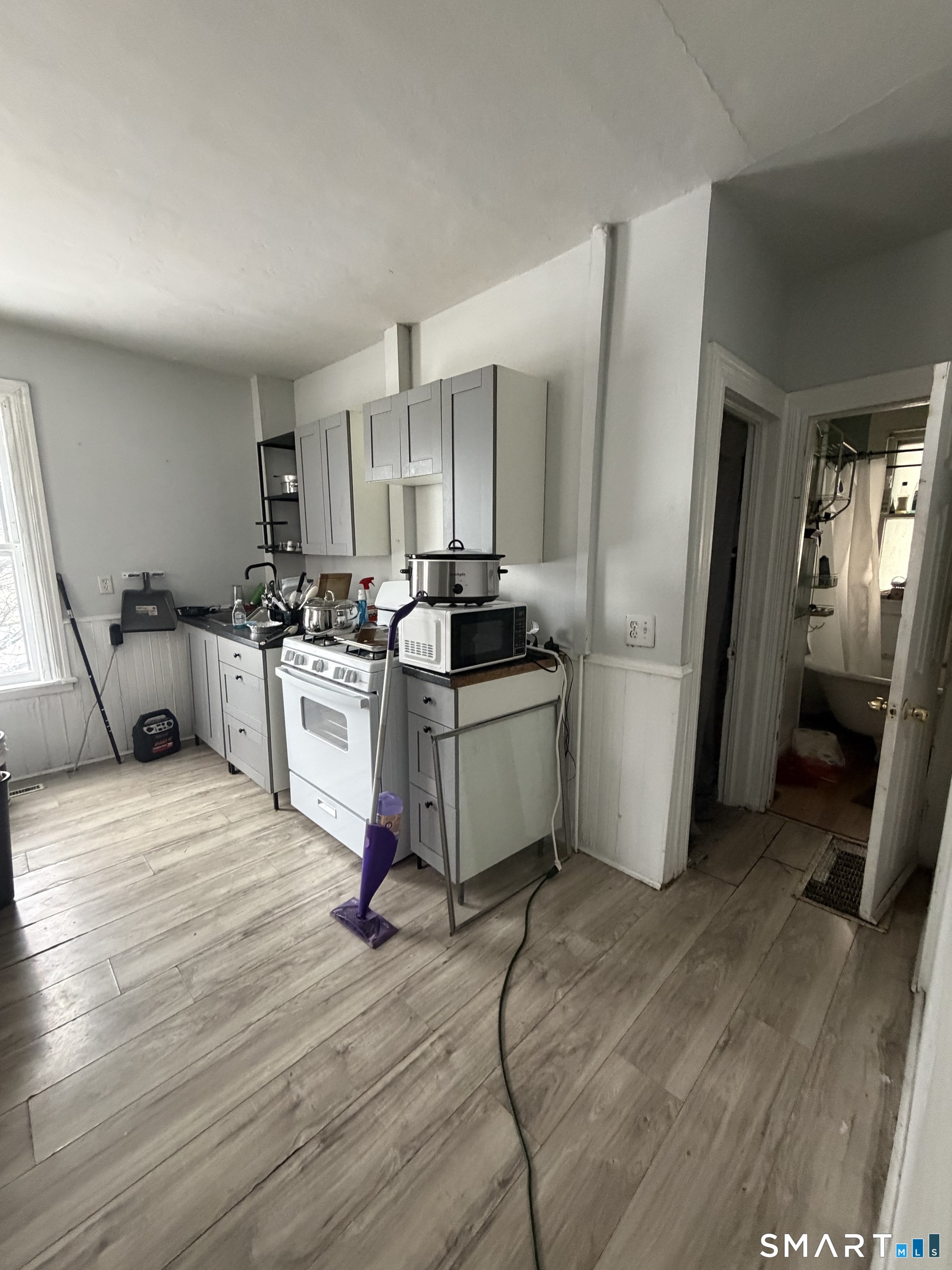 17 Brookside Avenue Torrington, CT 06790 - Photo 5 of 10