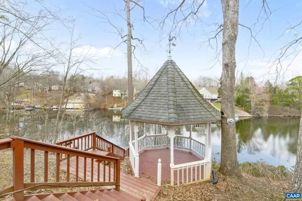 $874,900 | 274 Jefferson Drive, Palmyra, VA 22963