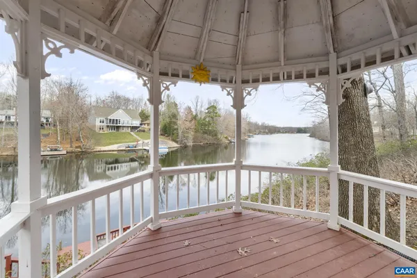 $874,900 | 274 Jefferson Drive, Palmyra, VA 22963