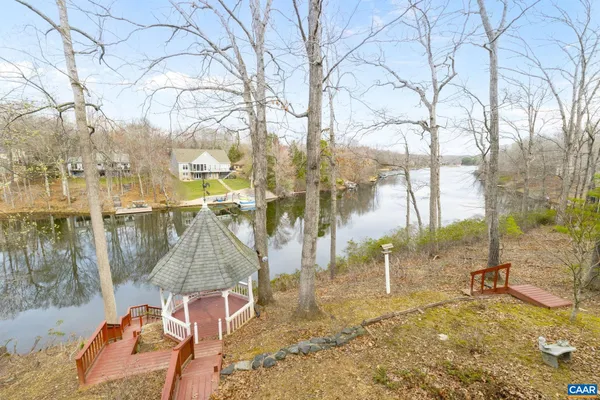 $874,900 | 274 Jefferson Drive, Palmyra, VA 22963