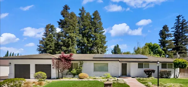 $775,000 | 6908 Arrowwood Drive, Riverbank, CA 95367
